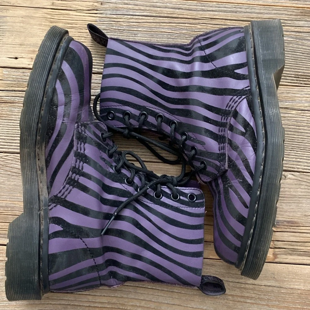 Dr. Marten Purple/Black Zebra Striped Pascal Boots. Size 7 (EU38). - Picture 1 of 10